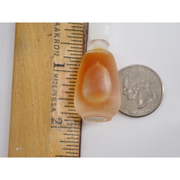 Estee Lauder PRIVATE Collection Travel Size Mini 0.7 OZ. Eau De PARFUM Vintage - Picture 9 of 10